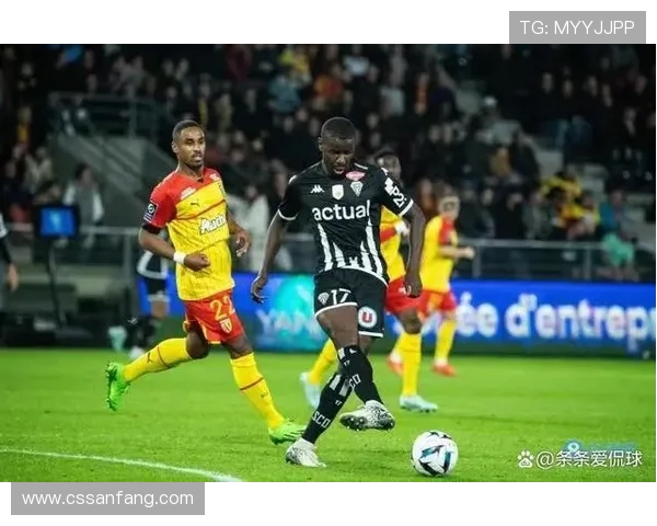 法甲外援影响力分析及其在比赛中战术执行的核心作用