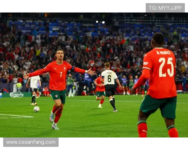 从四粒世界杯进球看C罗的传奇与坚持之路与时代荣耀足球篇章